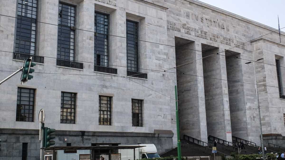 Immagine di Qualche domanda sull'indagine monstre che agita i Palazzi lombardi