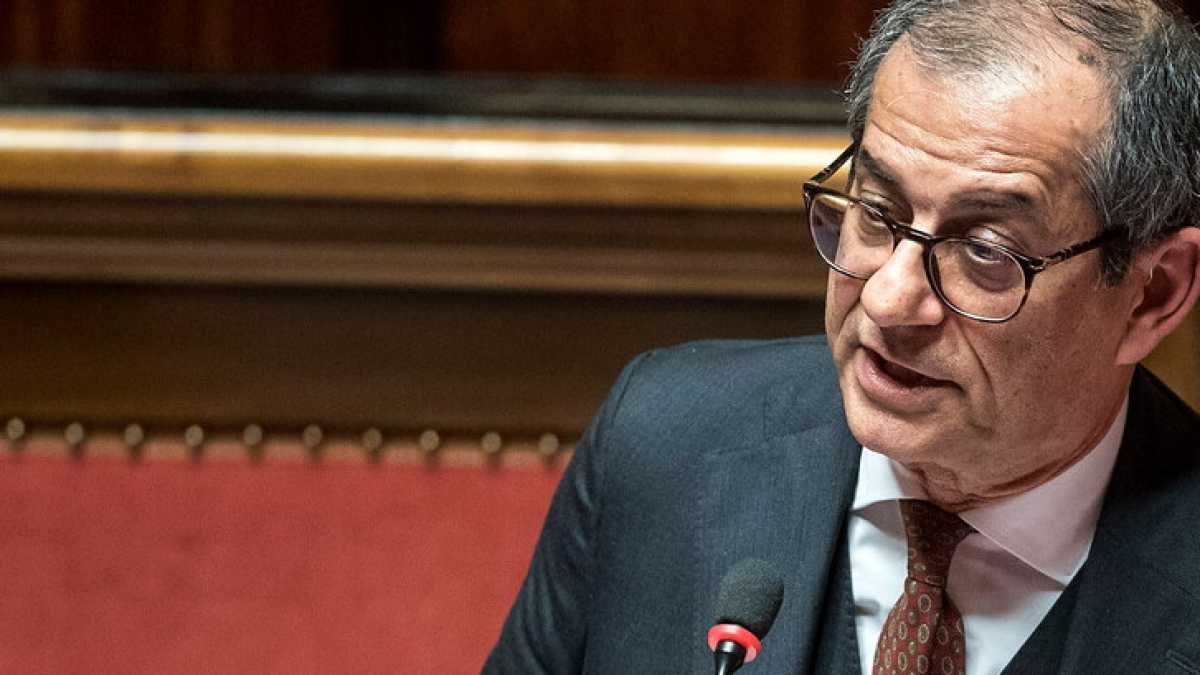 Immagine di Per Tria il nervosismo dei mercati è "ingiustificato". Ma lo spread tocca quota 290