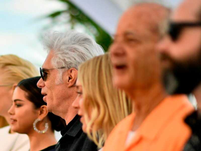 Jim Jarmusch con il cast del suo film The Dead Don't Die (FotoLaPresse)