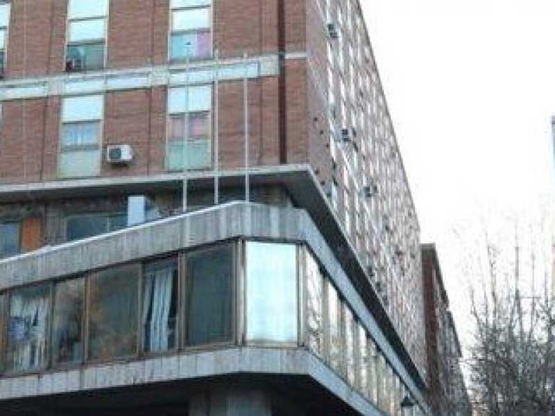 Il Palazzo ex Inpdap cui il cardinale Krajewski ha riattaccato la luce (Immagine presa da Facebook)