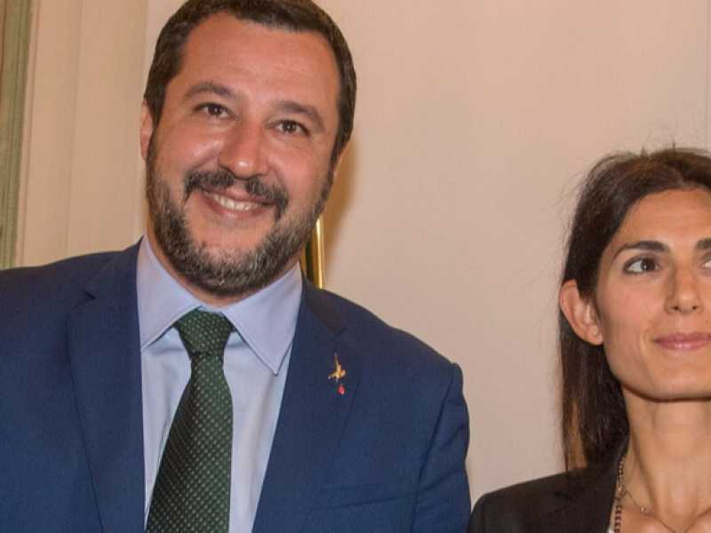 Matteo Salvini e Virginia Raggi (foto LaPresse)