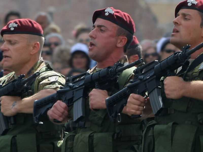 Un momento della parata del 2 giugno (foto LaPresse)
