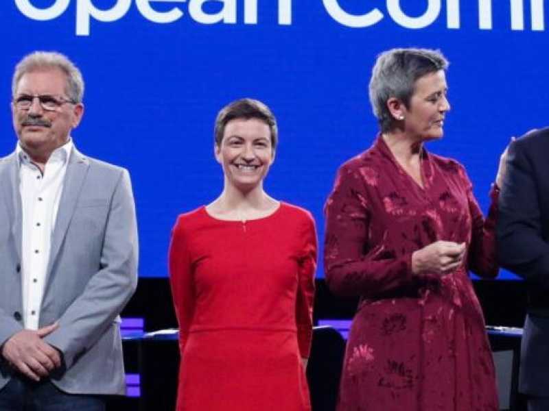 Gli Spitzenkandidaten durante il dibattito del 15 maggio. Da sinistra Jan Zahradil (Acre), Nico Cue (El), Ska Keller (Egp), Margrethe Vestager (Alde), Frans Timmermans (Pse), Manfred Weber (Ppe)
