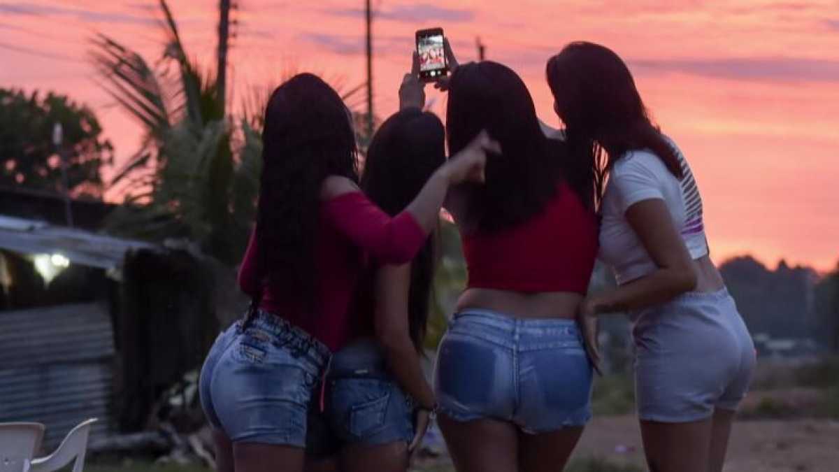 Immagine di Perché i selfie e la realtà aumentata non sono nuovi come pensiamo