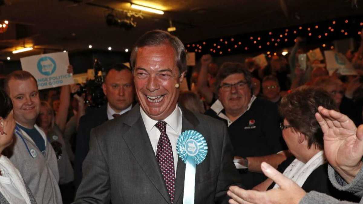 Immagine di La democrazia spiegata con Farage