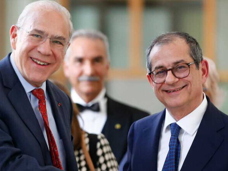 Il Ministro dell&rsquo;Economia e delle Finanze Giovanni Tria, il Segretario Generale dell&rsquo;OCSE Angel Gurria (foto LaPresse)