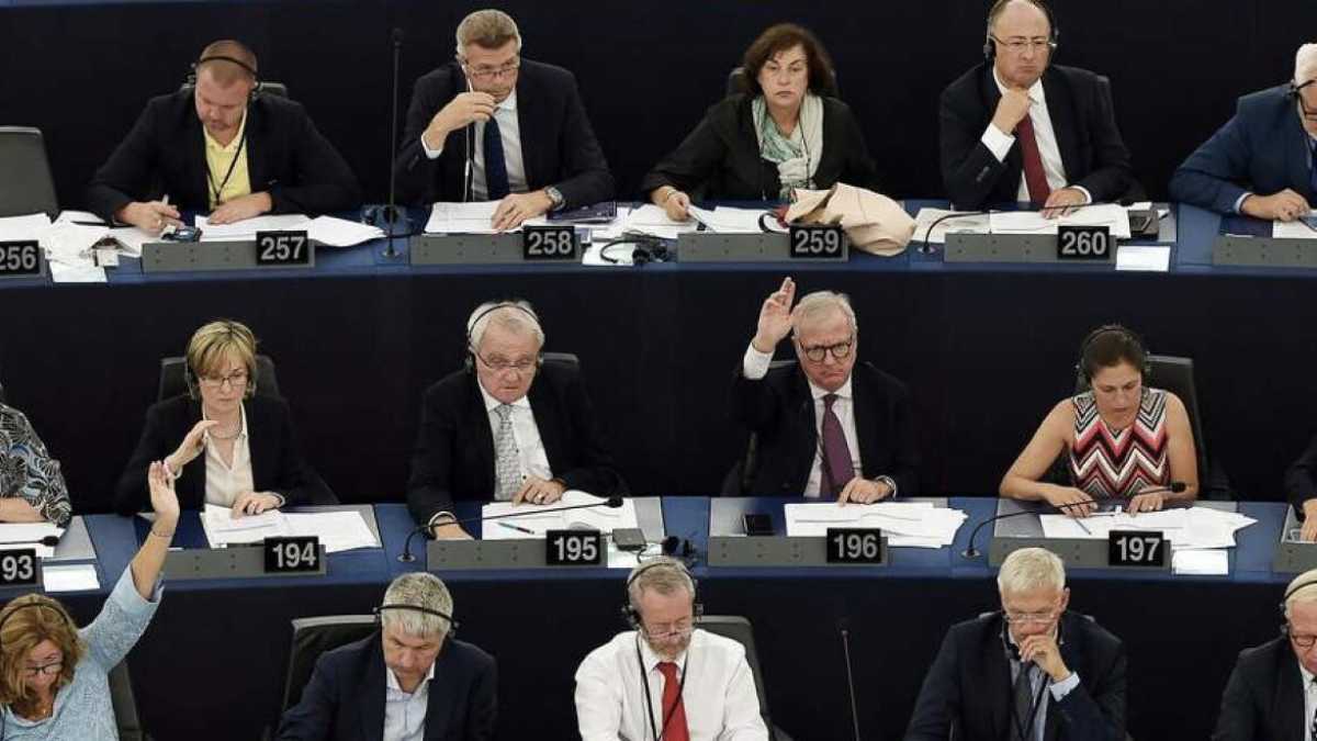 Immagine di Io no spic inglish. I candidati italiani alle Europee hanno un problema con l'inglese