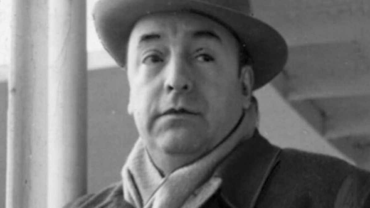 Immagine di Il fallimento di Pablo Neruda, poeta che riuscì a mutilarsi con le proprie mani