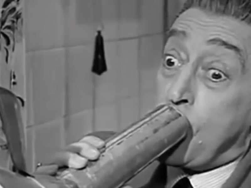 La lotta tra nome e nome, anche in assenza del televoto, &egrave; improvvisamente considerata un sistema per arginare la disaffezione (nella foto, Tot&ograve; nel film "Gli Onorevoli")
