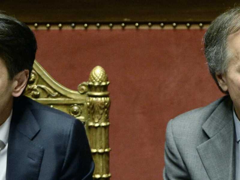 Giuseppe Conte e Enzo Moavero Milanesi (foto LaPresse)