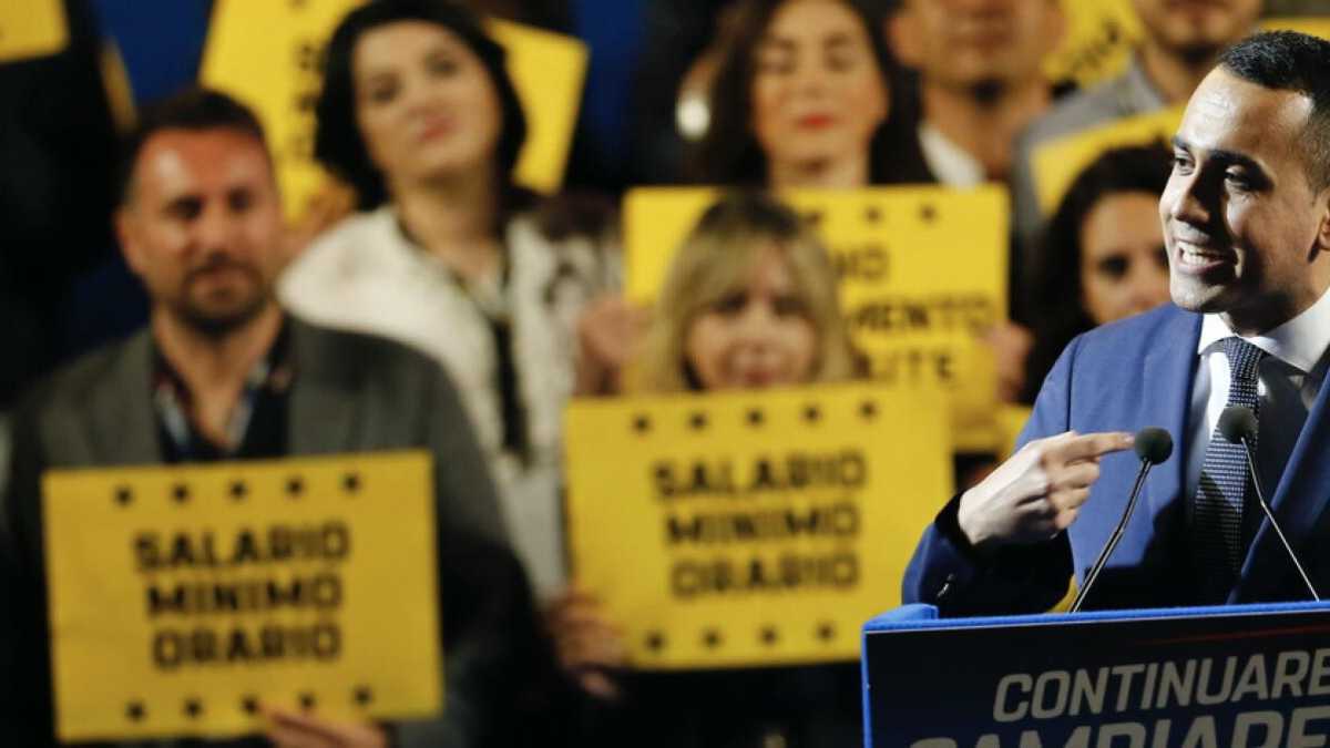 Immagine di Una cosa il M5s è riuscita a farla: distruggere Radio Radicale