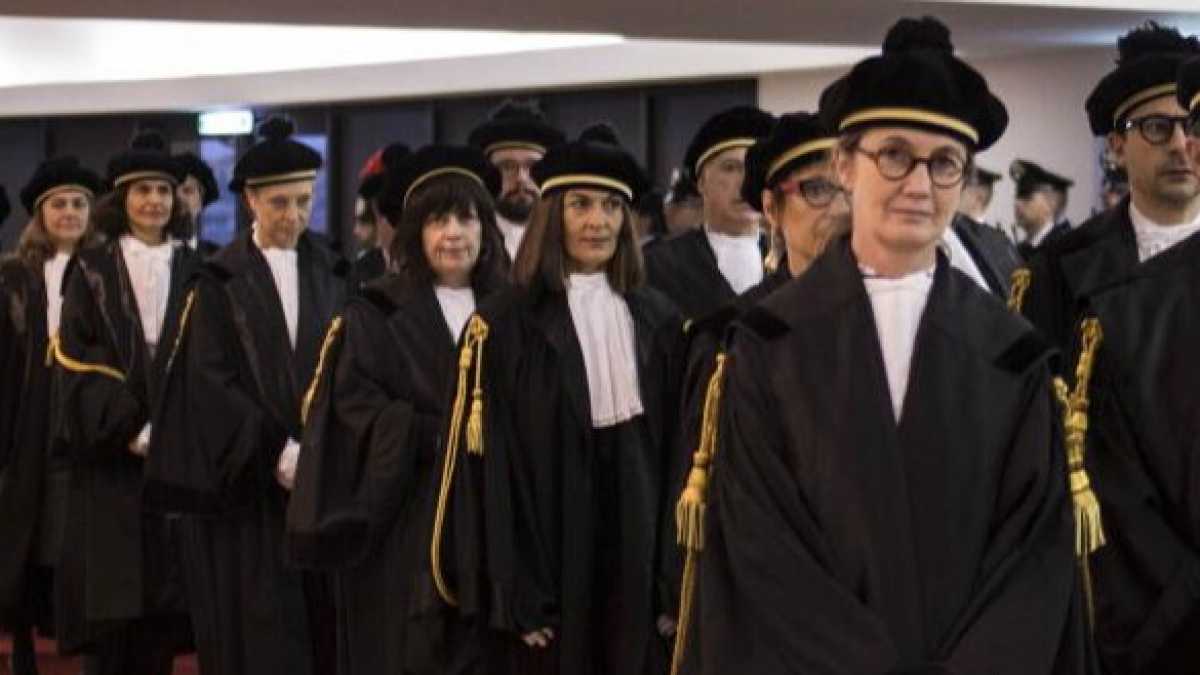 Immagine di La giustizia italiana è lenta. I magistrati si aggiungono due settimane di ferie