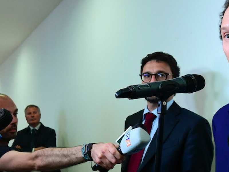 Il presidente di Fca, John Elkann, ieri alla Bocconi a Milano (Foto LaPresse)