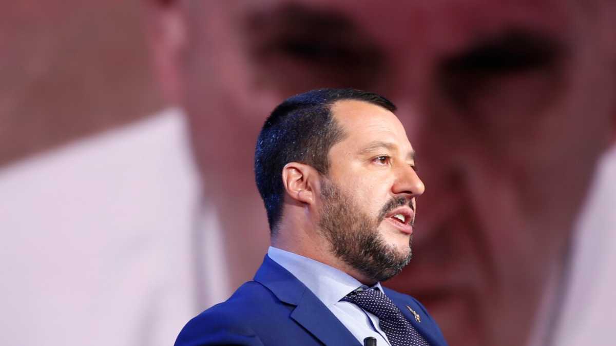 Immagine di Ora il Vaticano dà una chance a Salvini