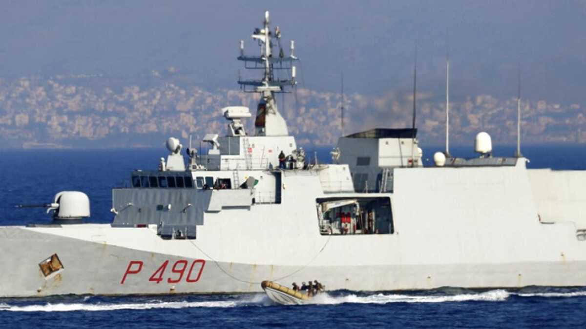 Immagine di La Marina italiana salva 100 migranti 24 ore dopo l'allarme