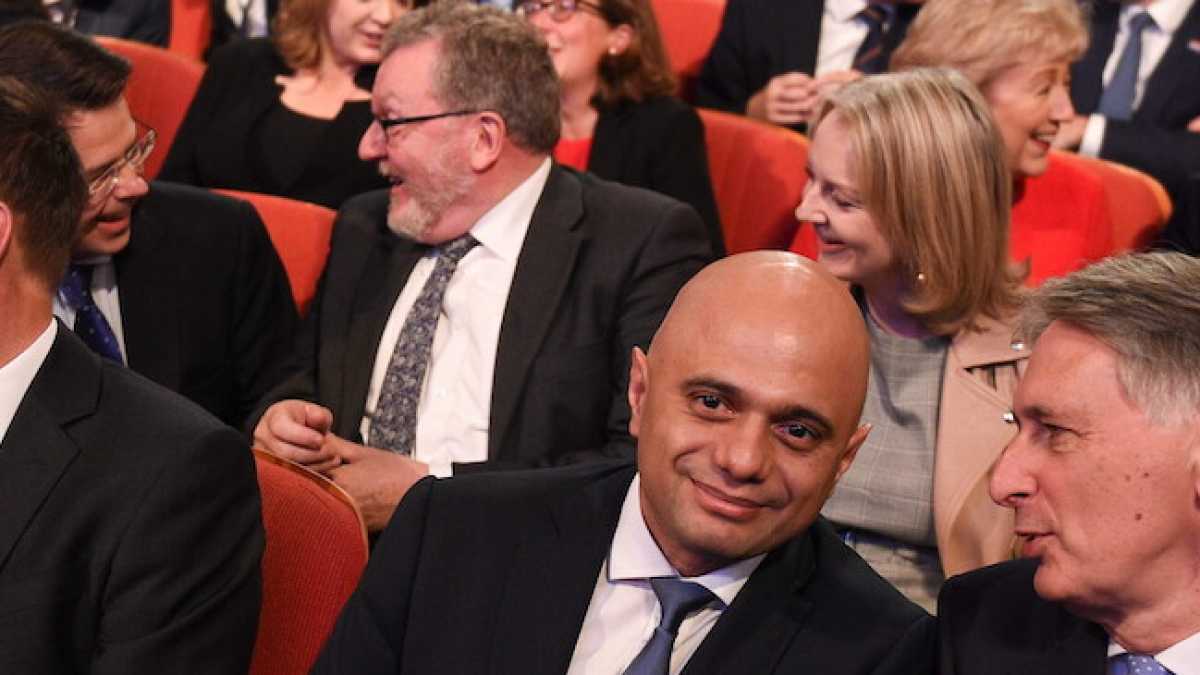 Immagine di Un deputato brexitaro ci fa l’identikit del leader perfetto per i Tory