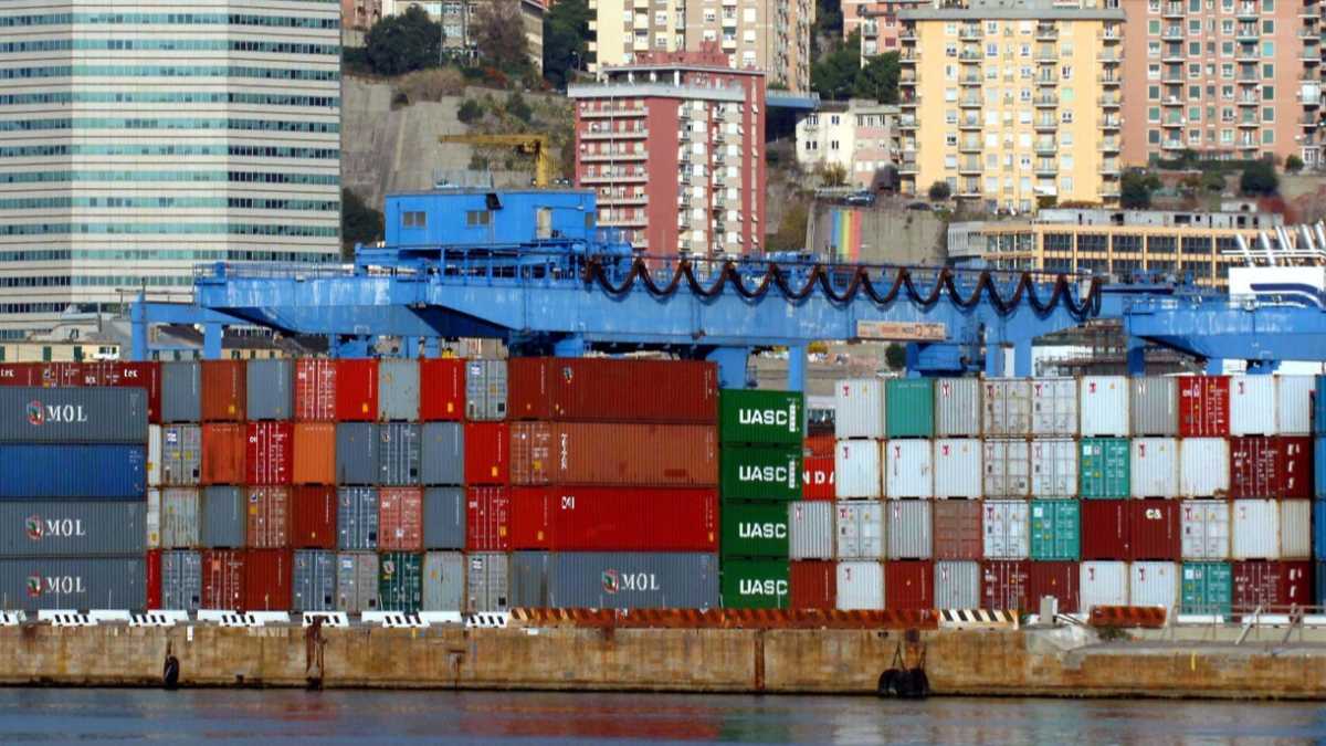 Immagine di Perché il fondo F2i entra nei terminal portuali
