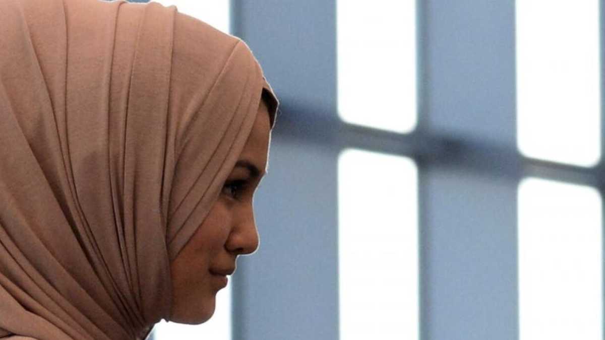 Immagine di Sul velo islamico l'islam sfida ancora una volta la laicità francese