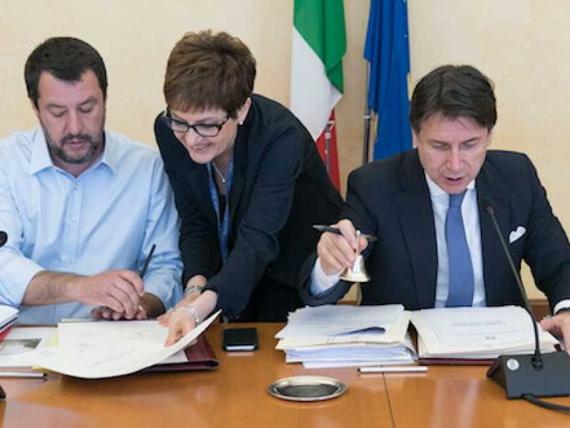 Luigi Di Maio, Matteo Salvini, Giuseppe Conte e Giancarlo Giorgetti a un cdm (Foto LaPresse)