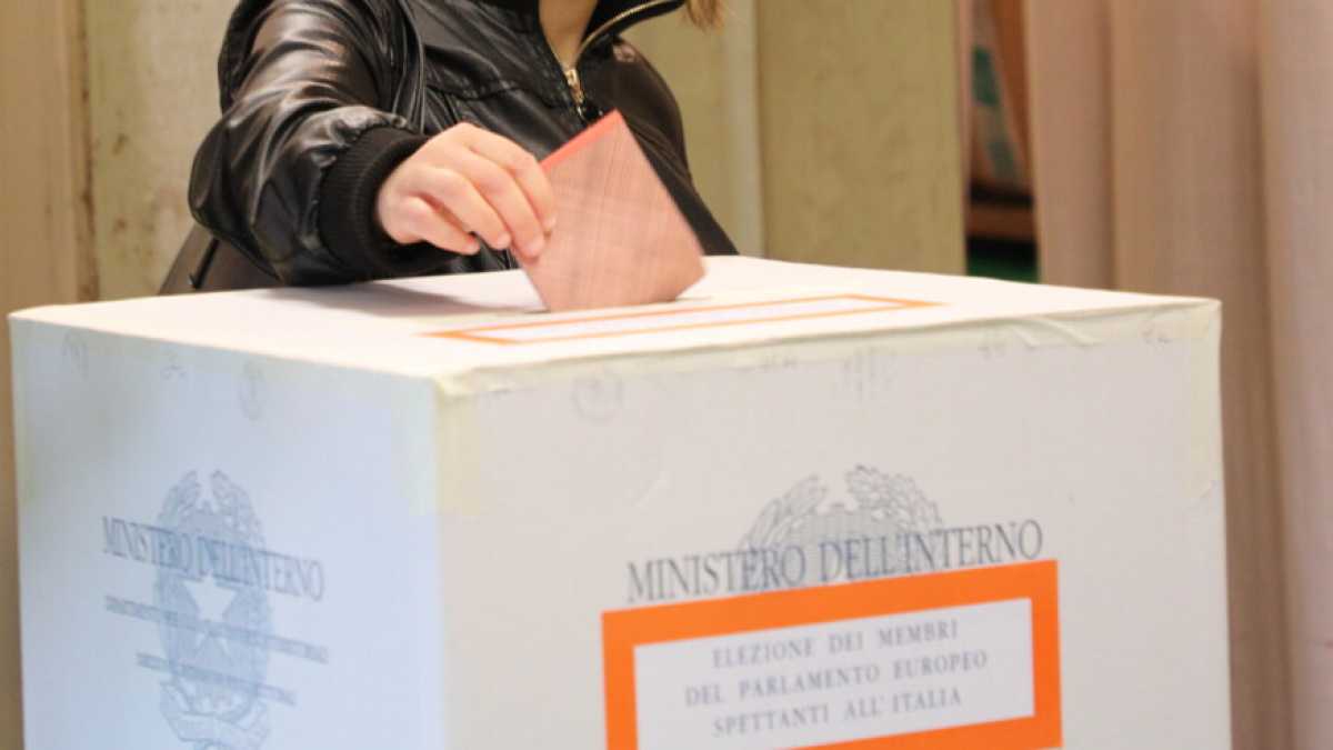 Immagine di Non si può semplificare la democrazia come un sistema nel quale c’è chi delega e chi decide