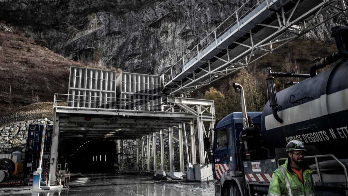 Immagine di Consigli non richiesti a Conte per decidersi sull’Alta velocità