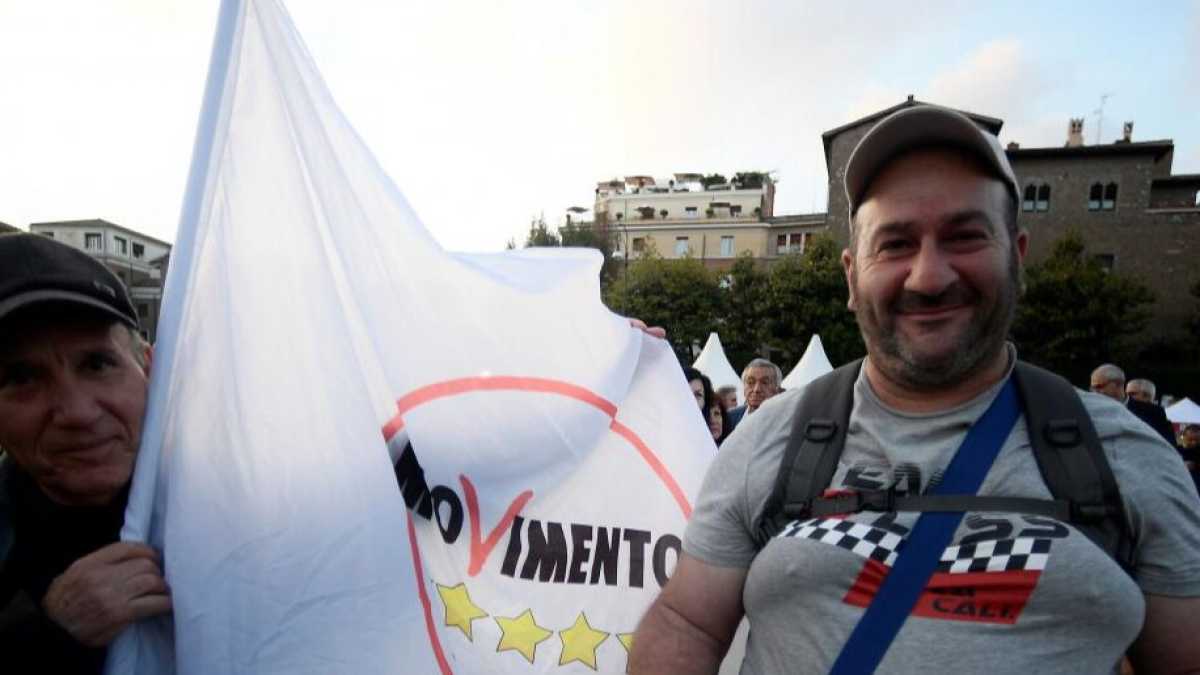 Immagine di I Cinque stelle votano per diventare come tutti gli altri partiti