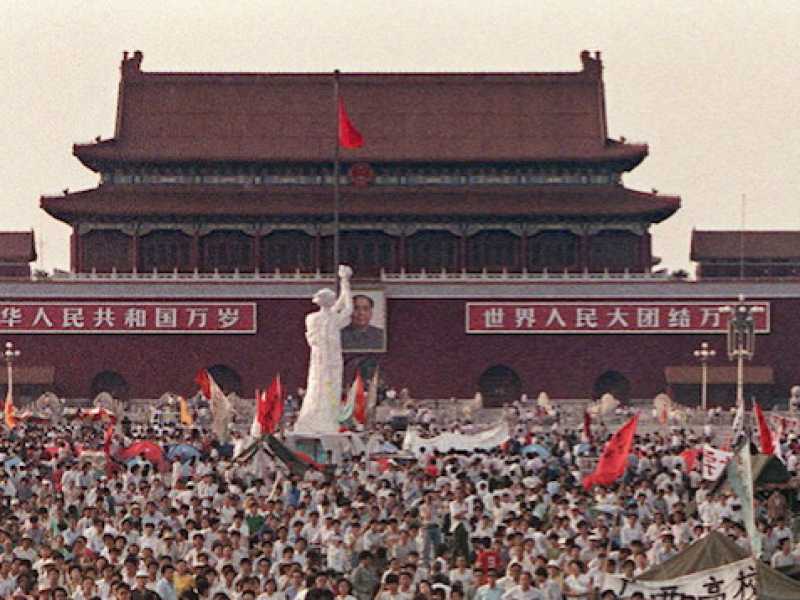 Una foto di repertorio delle proteste di Piazza Tiananmen nel 1989 (Foto LaPresse)