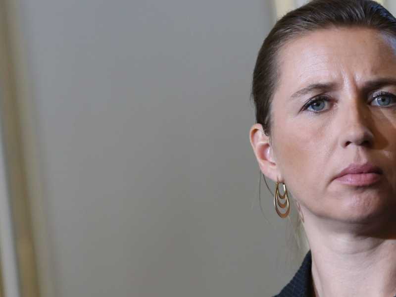 Mette Frederiksen, che sar&agrave; il primo ministro pi&ugrave; giovane del paese, ha scelto la linea dura sull'immigrazione
