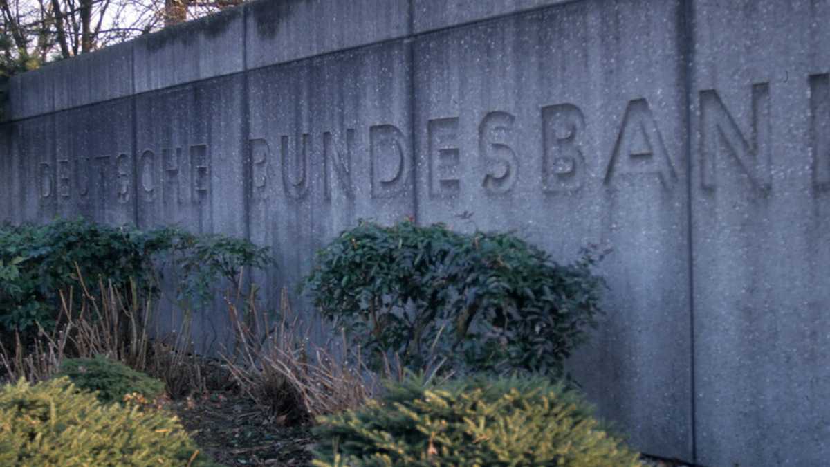 Immagine di In Germania calano produzione industriale e surplus commerciale