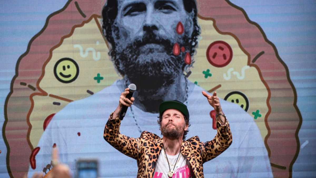 Immagine di Perché dobbiamo stare attenti a Jovanotti