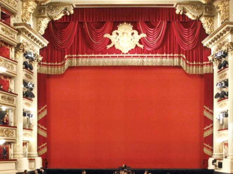 Il Teatro alla Scala (foto LaPresse)