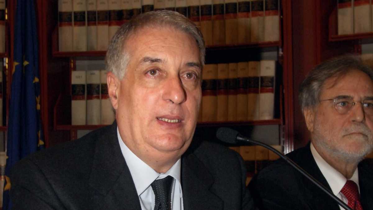 Immagine di Uno, cento, mille Arata. Ritratto del nuovo uomo nero della Lega