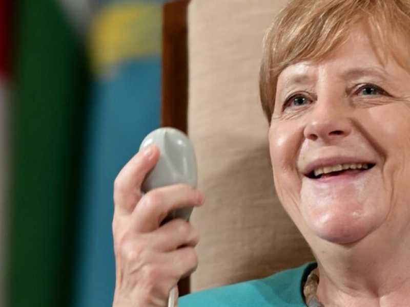 L'Ue a Merkel e l'Alitalia a Lotito?