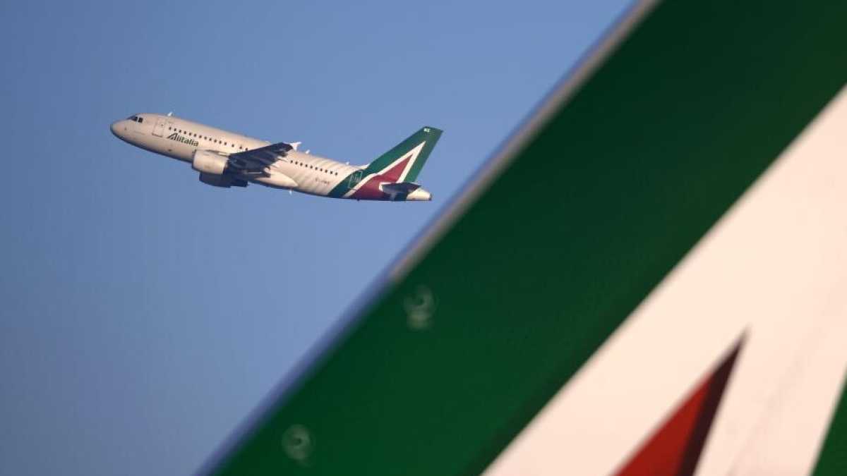 Immagine di Ragioni per cui Atlantia non dovrebbe abbandonare Alitalia