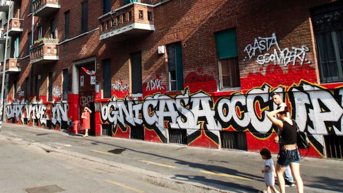 Immagine di Storia di via Gola, che non è una poesia. Solo un buco nero da riempire