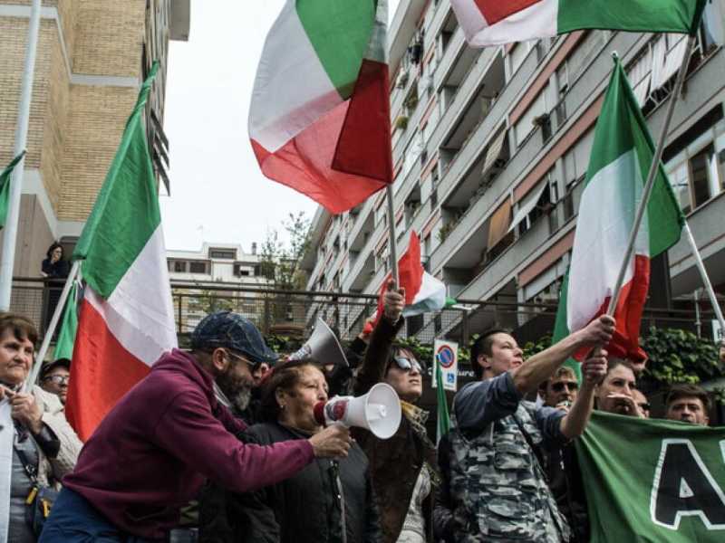 Una manifestazione di Casapound (foto LaPresse)