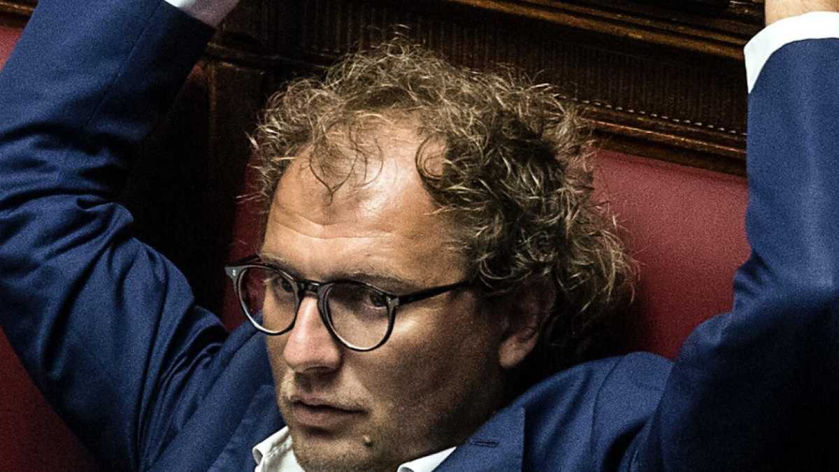 Immagine di L'autosospensione di Lotti nel Pd e la Sea Watch vicino a Lampedusa