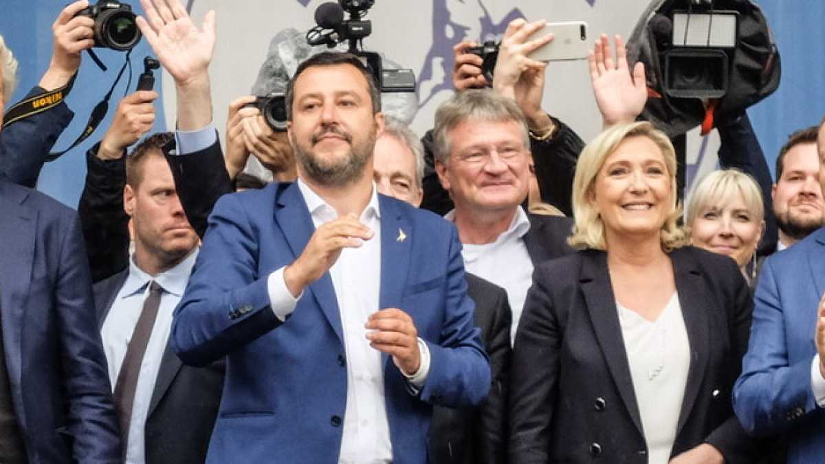 Immagine di Ultimi gli italiani