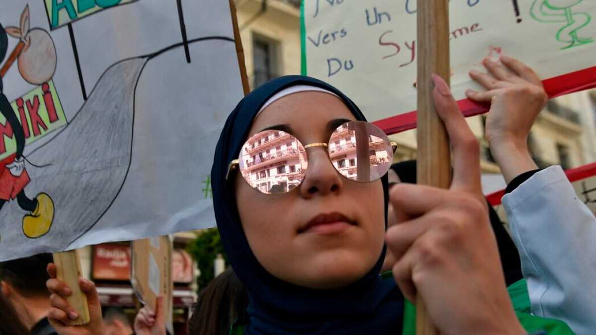 Immagine di La rivoluzione dei libri e del corpo per strada