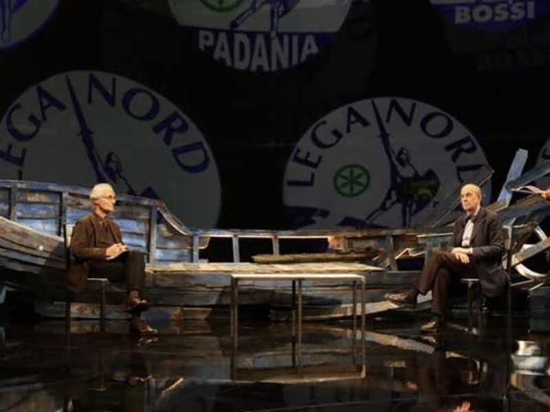  &ldquo;L&rsquo;Approdo&rdquo; di Gad Lerner ha &ldquo;una scenografia suggestiva dominata dalla ricostruzione di un imponente relitto del mare al centro studio&rdquo; si legge sul comunicato stampa della Rai 
