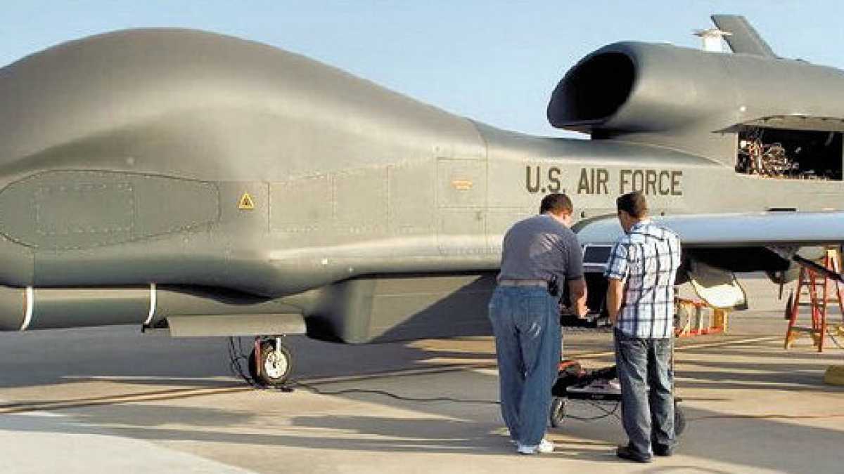 Immagine di L’Iran abbatte il drone-gioiello degli americani nello Stretto di Hormuz