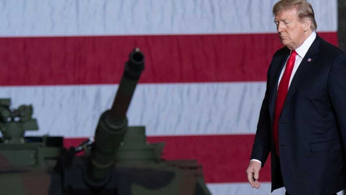 Immagine di Gli Stati Uniti pronti alla guerra con l'Iran. Trump approva, poi ferma tutto