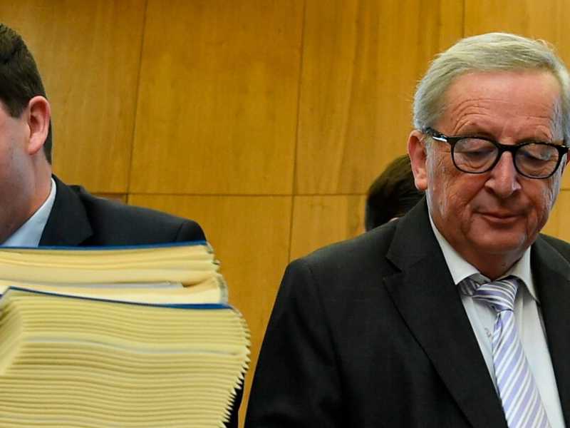 Il presidente della Commissione europea Jean-Claude Juncker e il segretario generale Martin Selmayr (Foto LaPresse)