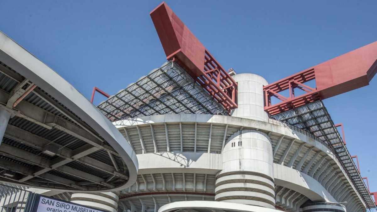 Immagine di Viva il nuovo San Siro (derby spericolato). Ma salvare anche il vecchio si può