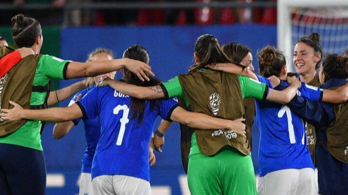 Immagine di L'Italia del calcio femminile aspetta la Cina (e il professionismo)