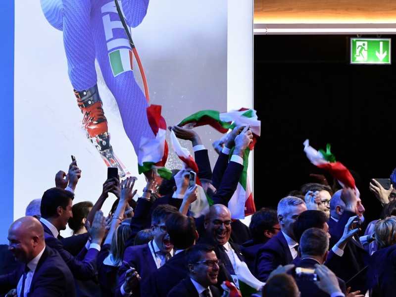 Losanna, l'assegnazione delle Olimpiadi invernali 2026 (LaPresse)