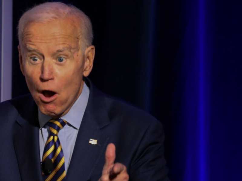 Joe Biden, il grande favorito alle primarie dei democratici. I suoi rivali cercheranno di metterlo in difficolt&agrave; nei dibattiti televisivi a Miami (Foto LaPresse)