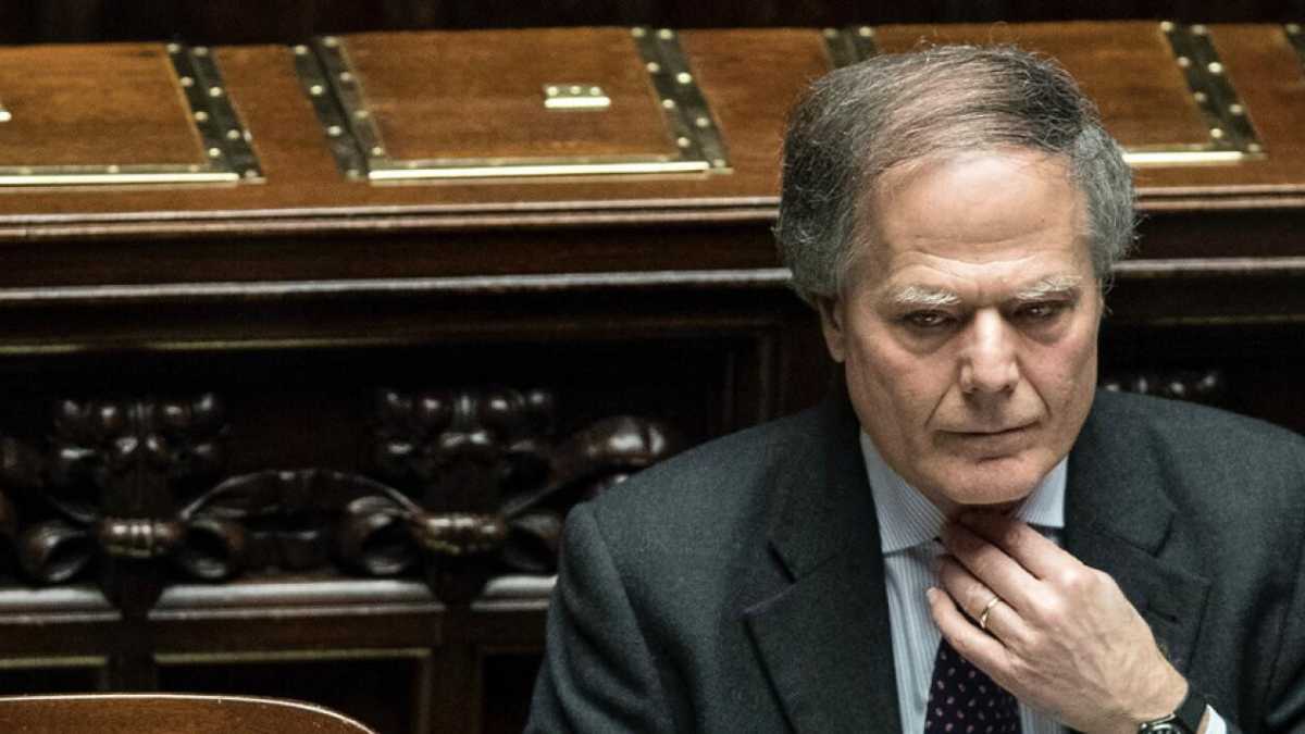 Immagine di Sulla Sea Watch, Salvini mette in imbarazzo il governo