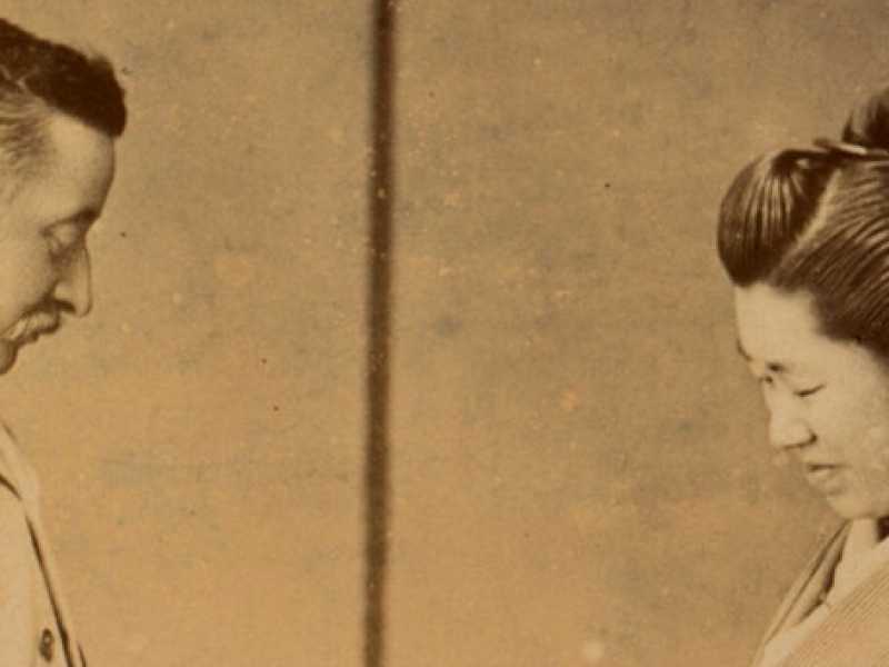 Lafcadio Hearn, sua moglie Setsu Koizumi. Il Giappone &egrave; stata la seconda casa di Hearn, considerato oggi un ponte tra le due cultura 