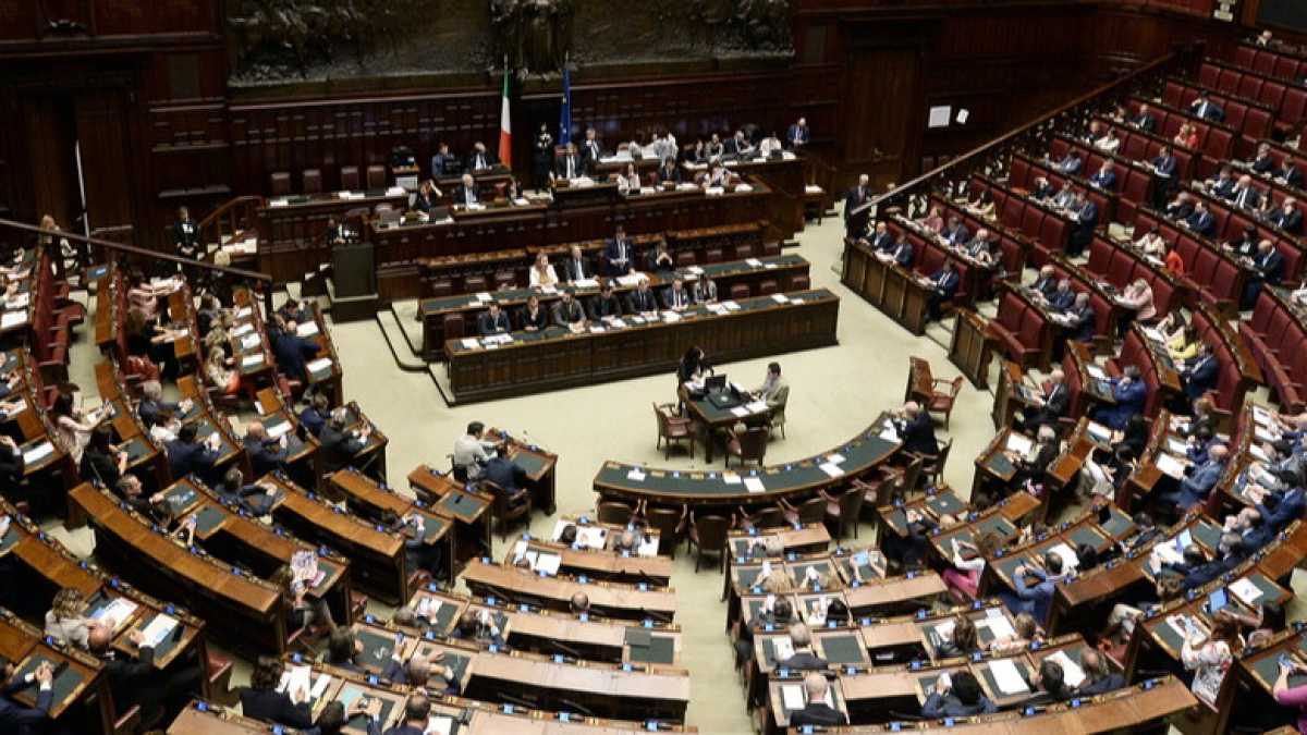 Immagine di La legislatura appesa al taglio dei parlamentari. Ma neanche M5s lo vuole